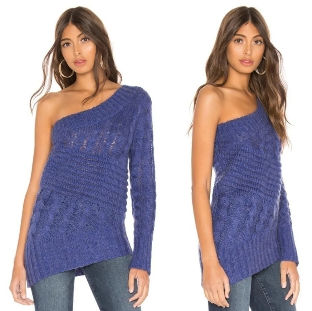 Revolve Tularosa Ekkah Wool Cable Knit Fuzzy Blue One Shoulder Sweater Sz Small